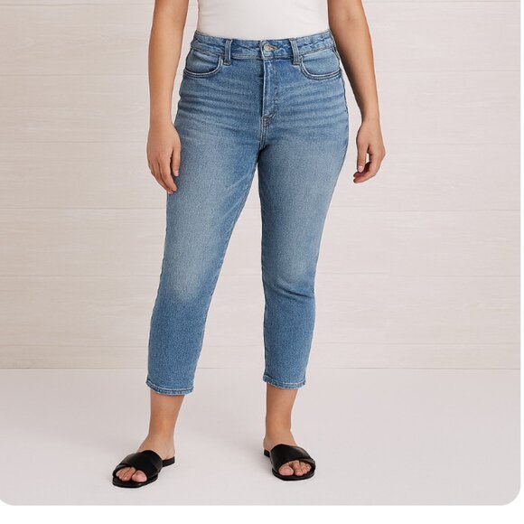 American Eagle Next Level Stretch Women's Curvy Super Hi Rise Jegging Crop Jeans - Picture 1 of 8